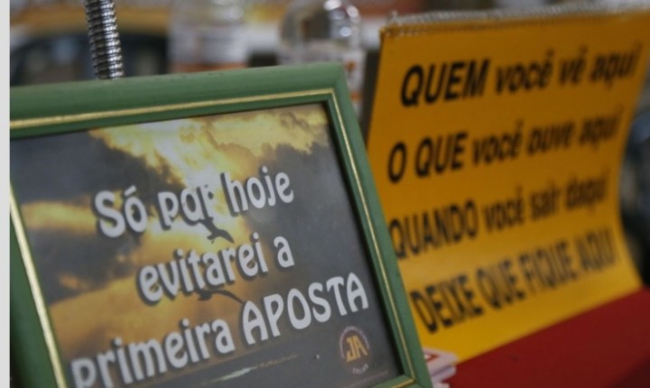 Assembleia reage à crise dos jogos online em SC