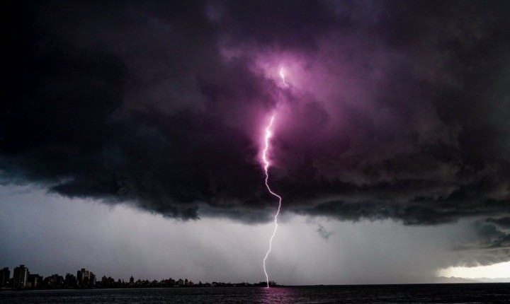 Sol vai embora e SC se prepara para temporais