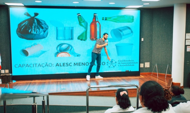 Alesc implanta plano para destino consciente dos resíduos