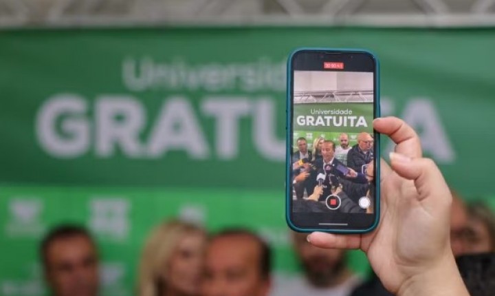 Vírgulas causam erro no programa Universidade Gratuita