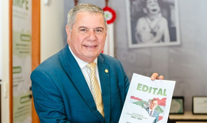 Mário Motta recebe propostas para projetos catarinenses