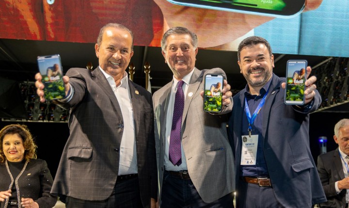 SC Fácil coloca mais de 500 serviços públicos na palma da mão