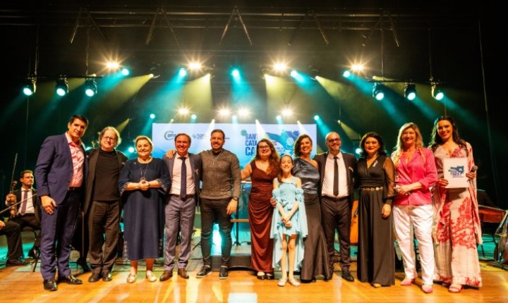 Três talentos da região conquistam a final do festival Santa Catarina Canta