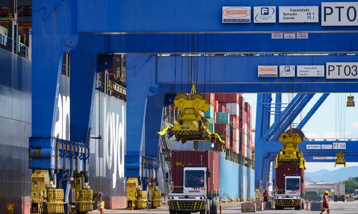 Exportações catarinenses crescem e fortalece economia local