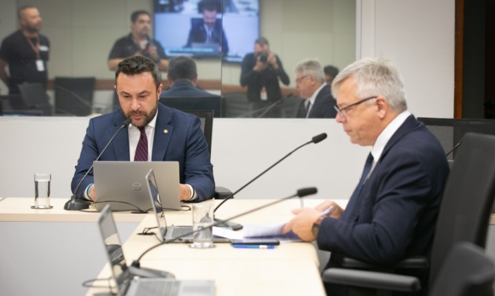 Comissão aprova fim dos fogos com estampido em SC