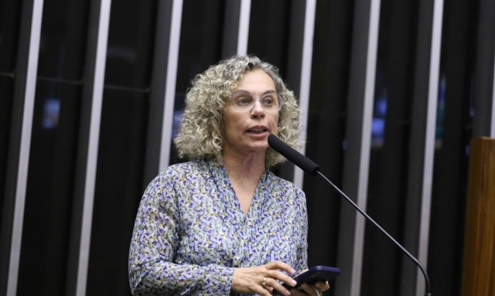 Seminário discute saúde mental de profissionais em SC