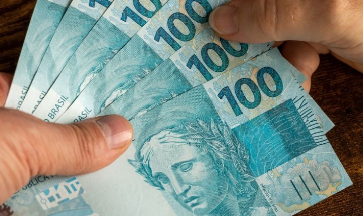 Governo ressarce R$ 2,8 bilhões a aposentados do INSS