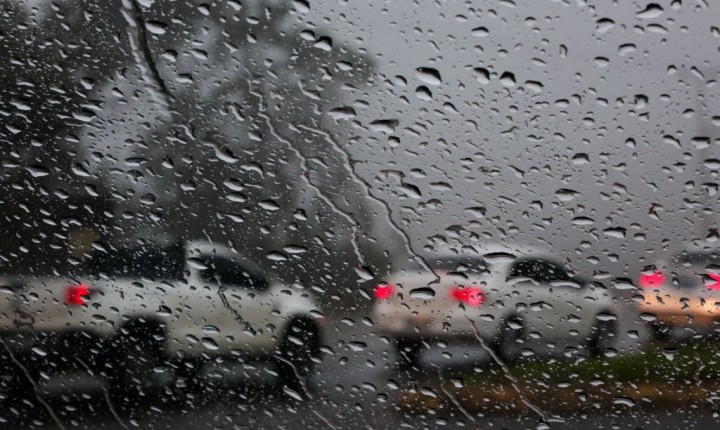 Instabilidade domina SC e mantém alerta para chuva