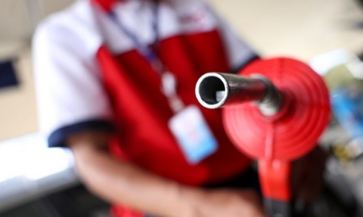 Governo renova subsídio de R$ 2,12 ao óleo diesel
