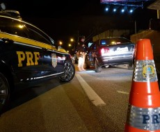 PRF SC reforça fiscalização nas rodovias durante Finados