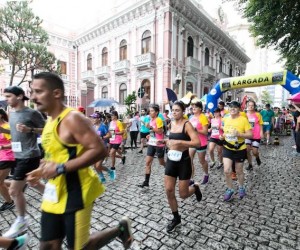 Corrida Chão da Cidade celebra 352 anos de Florianópolis