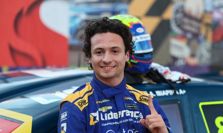 Alfredinho Ibiapina mantém vivo o sonho na final da Stock Light 2025