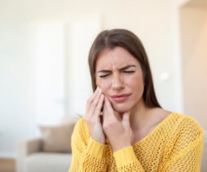 Bruxismo afeta 40% dos brasileiros e exige atenção imediata