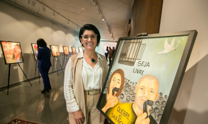 Arte transforma dor em denúncia no Palácio Barriga Verde