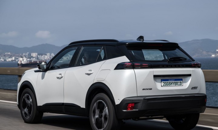 Carros da Peugeot ganham até R$ 21 mil de desconto