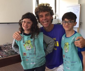 IGK entrega 661 óculos em ação social de saúde visual