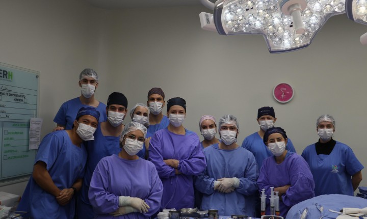 Mutirão no HU devolve autoestima a mulheres com câncer