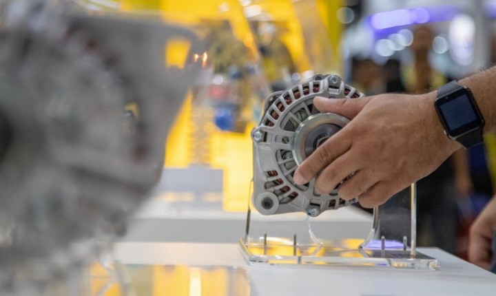 Setor de autopeças prevê freada no crescimento em 2026