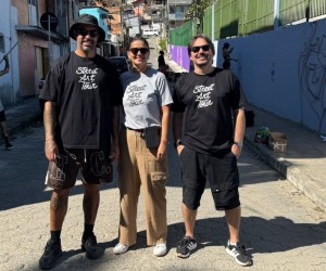 Muro da Passarela do Samba ganha nova arte