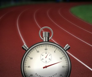 De mãos dadas com o tempo, por Luzia Almeida