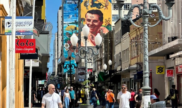 Lojas do Centro ampliam opções no feriado