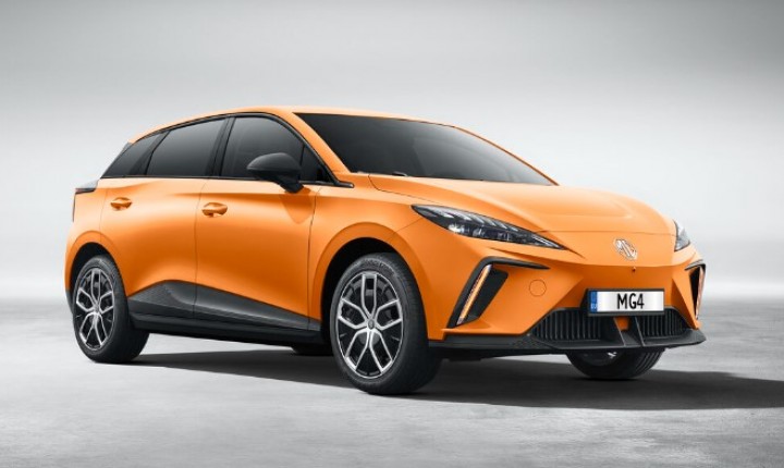 Novas versões do MG4 e S5 movimentam Salão do Automóvel