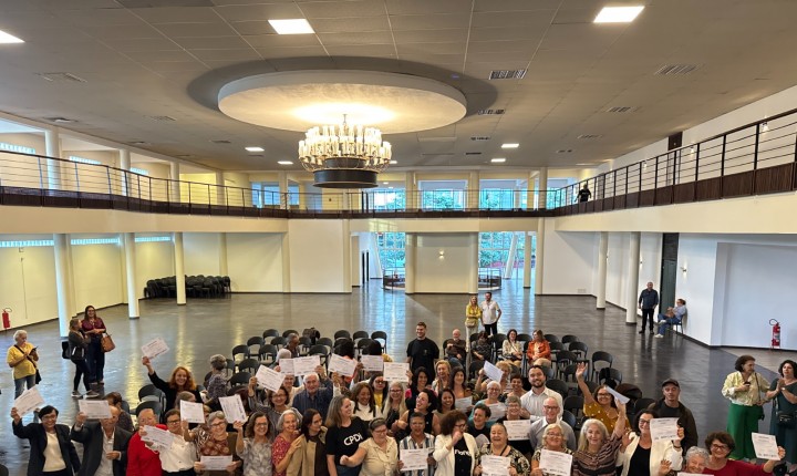 Projeto 60+ reforça inclusão digital em Floripa