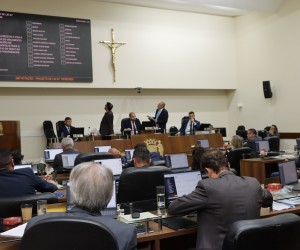 Câmara aprova orçamento com reforço à Saúde e Educação