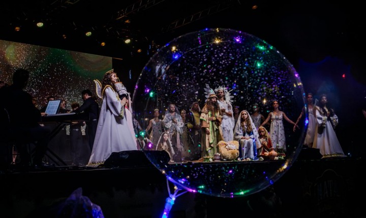 Auto de Natal leva fé e arte ao coração de Floripa