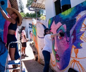 Galeria de Arte do Mocotó ocupa muros e ruas de Floripa