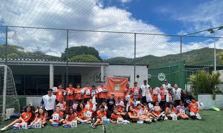 Instituto Guga Kuerten marca fim de ano com união