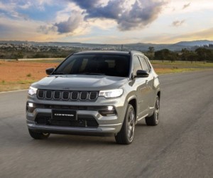 Jeep encerra 2025 com dezembro histórico de vendas