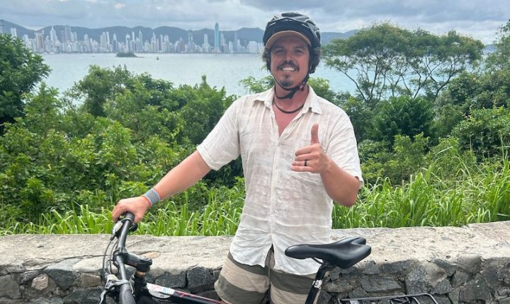 Deputado realiza percursos de bike e visitas a projetos no Litoral Norte 