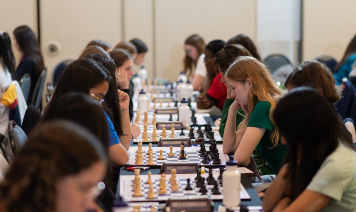 Florianópolis recebe mais de 500 enxadristas de 20 países no Brazil Chess Series 2026