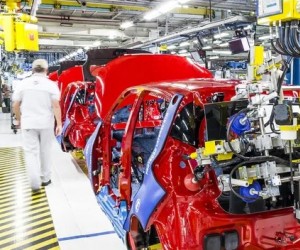 Produção da Stellantis cresce 12% e reforça base industrial