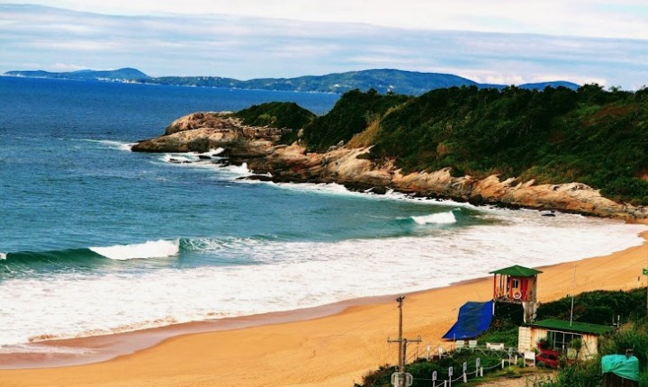 Naturismo volta a ser questionado em SC