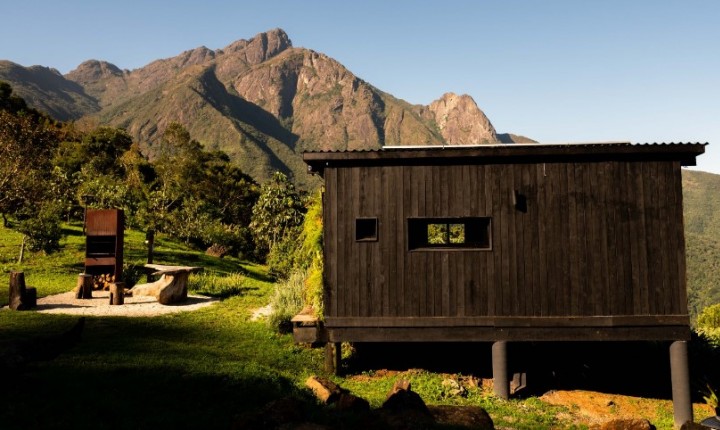 Aço corten transforma ferrugem em linguagem arquitetônica