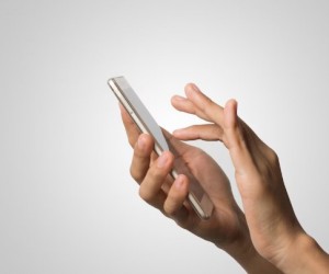 WhatsApp conecta moradores à assistência social