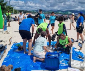 Ação ambiental retira lixo e objetos inusitados em Jurerê