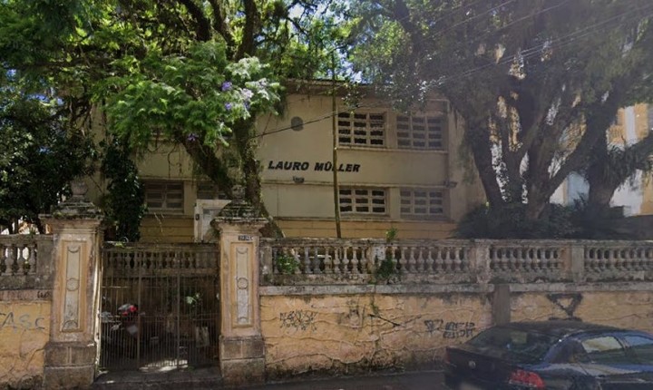 Justiça barra leilão de prédio histórico