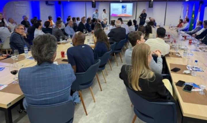 Iniciativa une entidades e transforma espaços públicos