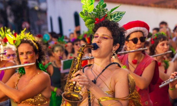 Bloco Filhas e Filhes de Eva abre formação musical