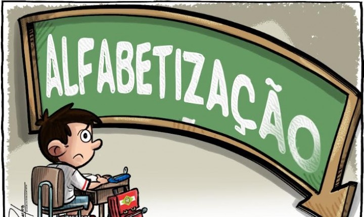 Raul Sartori apresenta mix de notícias políticas de SC - 25/03