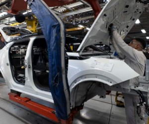 Crise na Argentina leva Stellantis a cortes