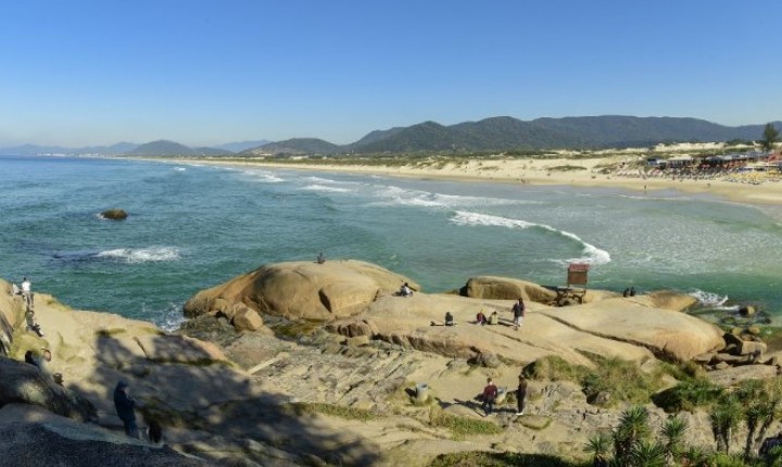 Joaquina abre temporada do surf de base