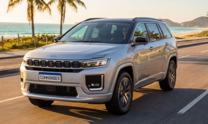 SUV de sete lugares ganha versões híbridas