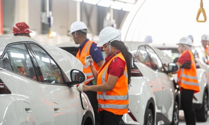Produção de veículos atinge maior nível desde 2018