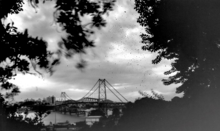 Ponte Hercílio Luz vira tema de exposição especial