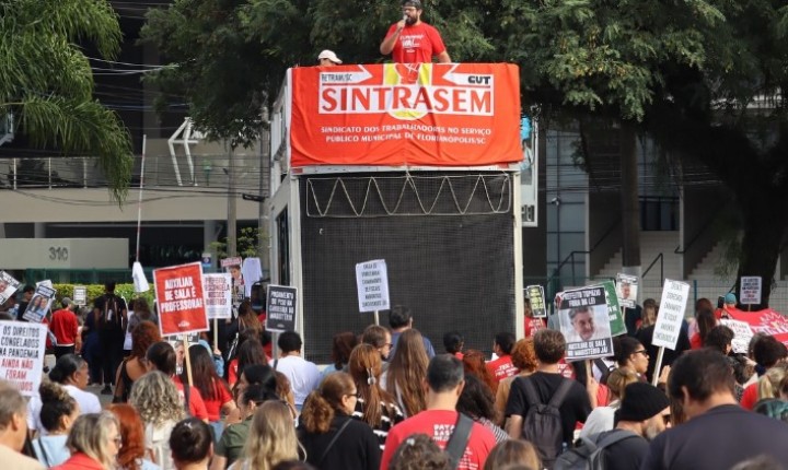 Greve em Floripa ganha novo capítulo político