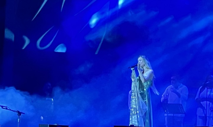 Ponte Hercílio Luz recebe espetáculo de gala